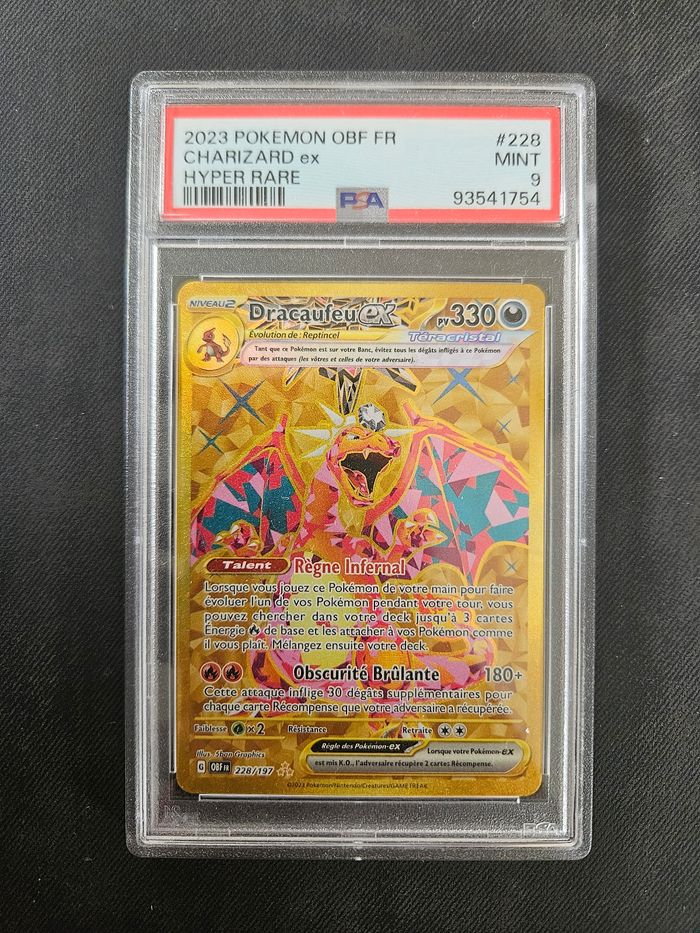 Carte Pokemon Dracaufeu ex Gold 228/197 Flammes Obsidiennes PSA9