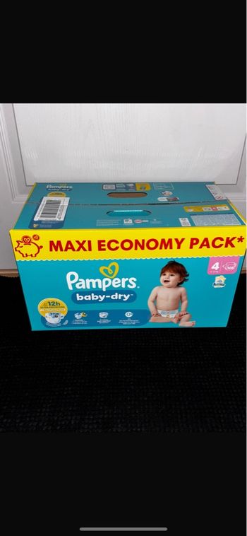 Maxi Pack de 108 Couches Pampers Baby-Dry Neuf Dans L’emballage.