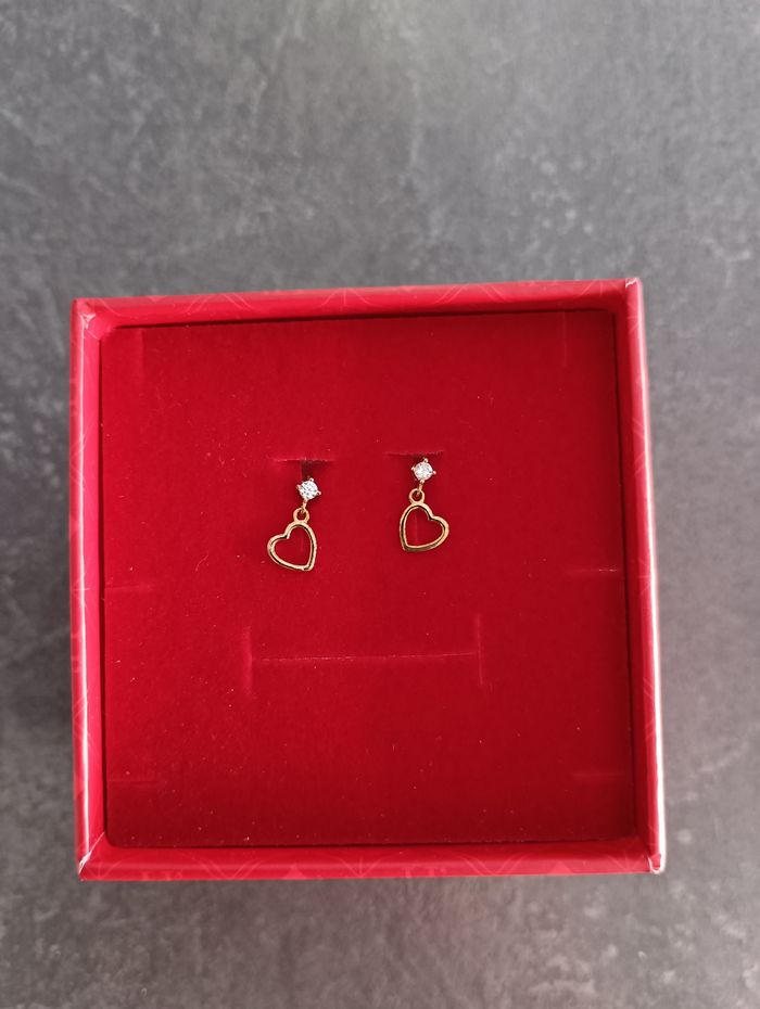 Boucles d'oreilles en or - photo numéro 2