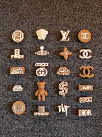 Jibbitz/PinsCrocs/Charms