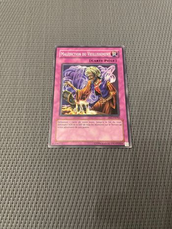 carte Yu-Gi-Oh! Malédiction du Vieillissement DR1-FR042