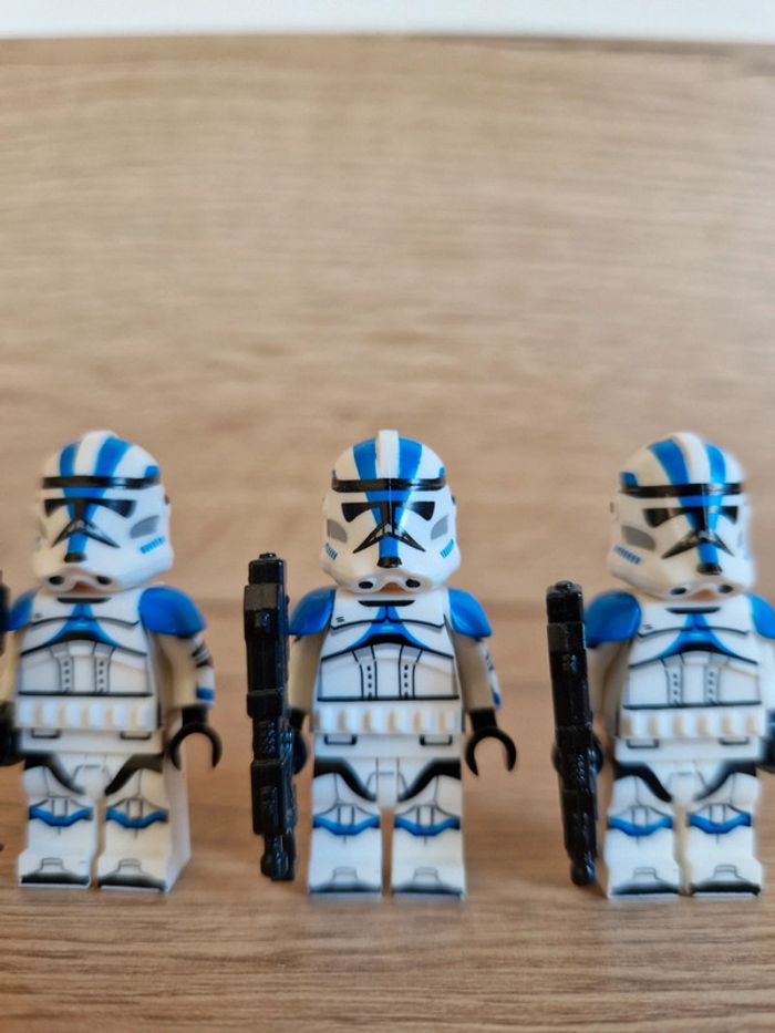 Figurines type lego 4 Clones de la 501ème star wars - photo numéro 2