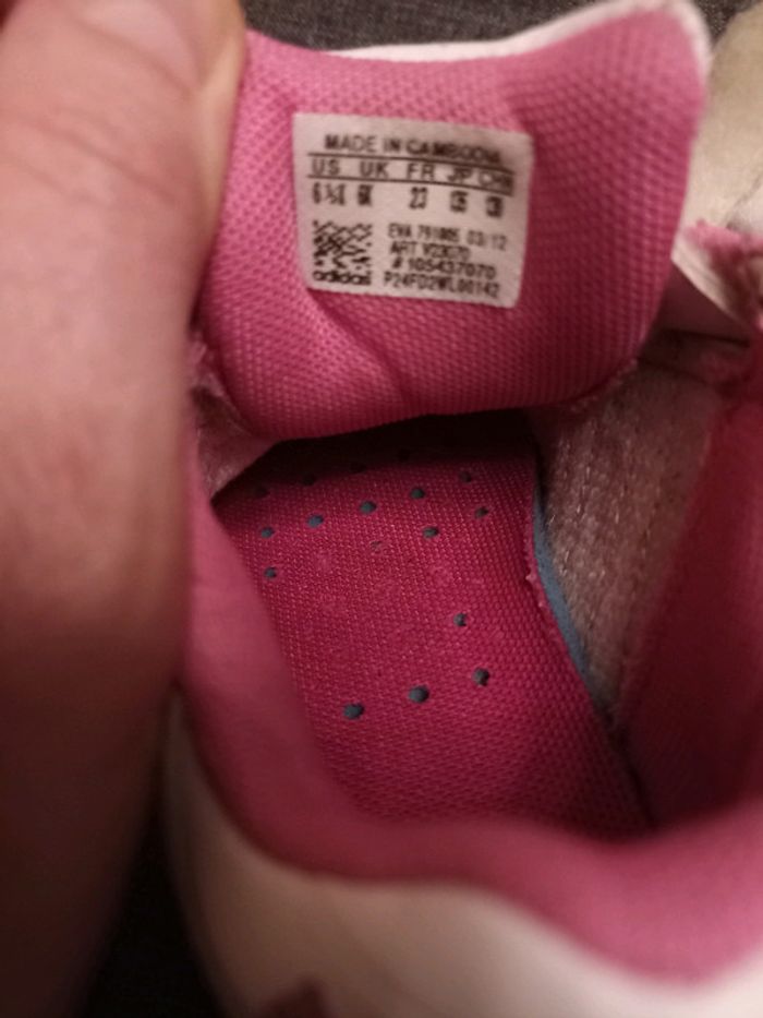 👟Baskets Adidas p.23 👟 - photo numéro 4