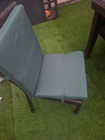 Coussins de chaises neuf emballes