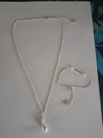 Parure collier / bracelet