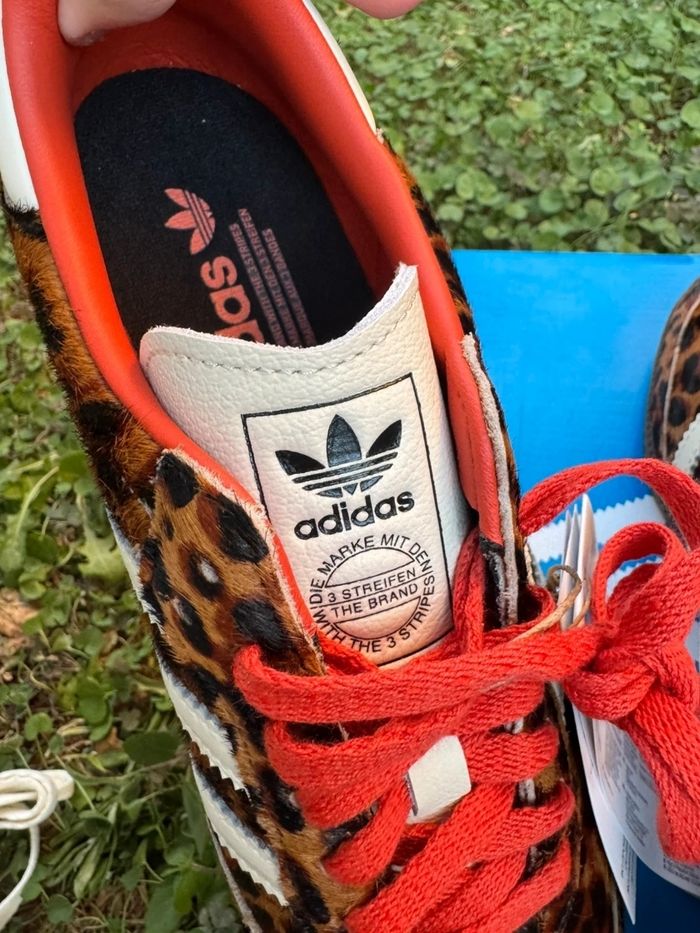 Adidas Samba OG léopard Rouge  Taille 42 - photo numéro 4