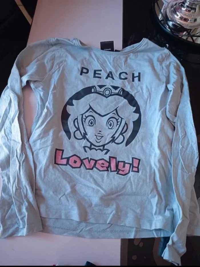 T-shirt manche longue bleu motif Peach