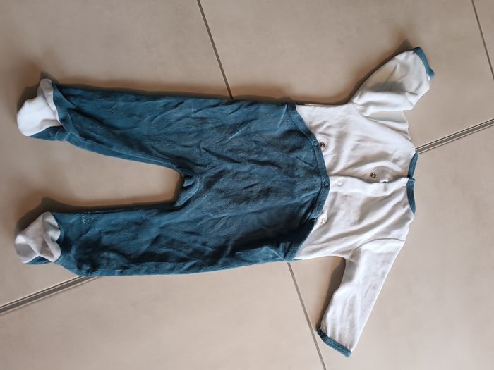 Pyjama 6 mois - photo numéro 2