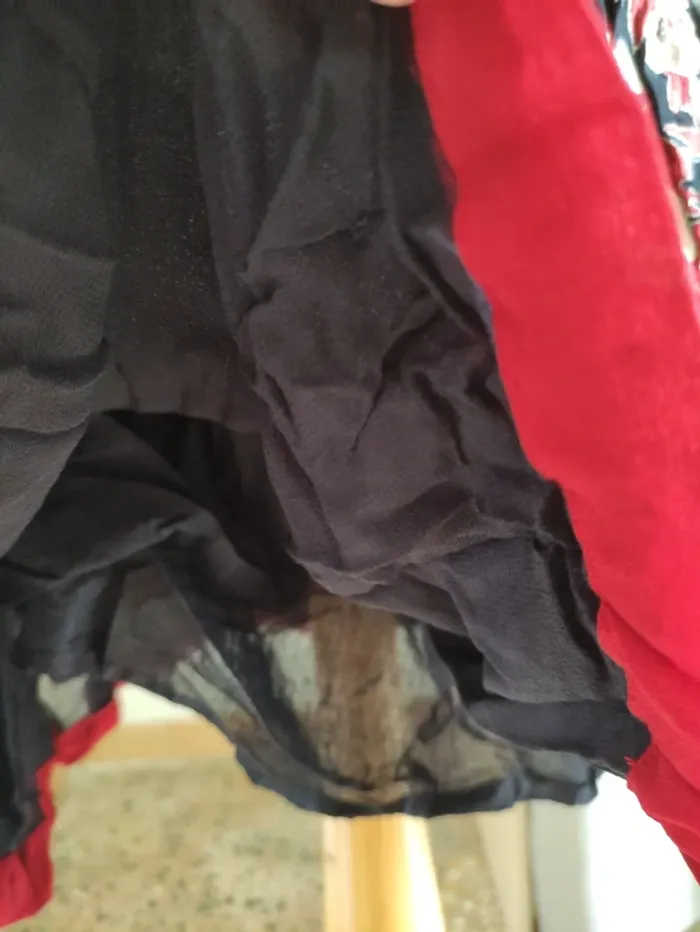 Robe noire et rouge derby - photo numéro 6