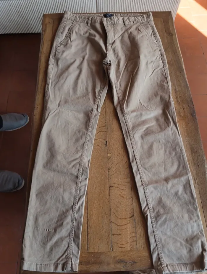 Pantalon slim taille 42
