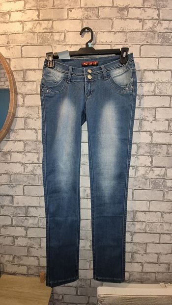 Jean neuf femme – Taille 38
