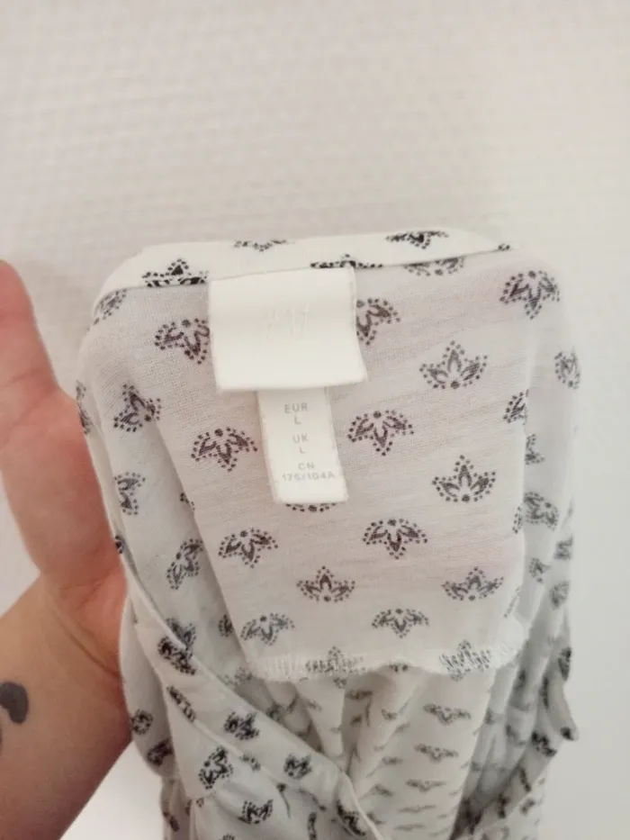 Blouse manches longues à motifs femme - photo numéro 5