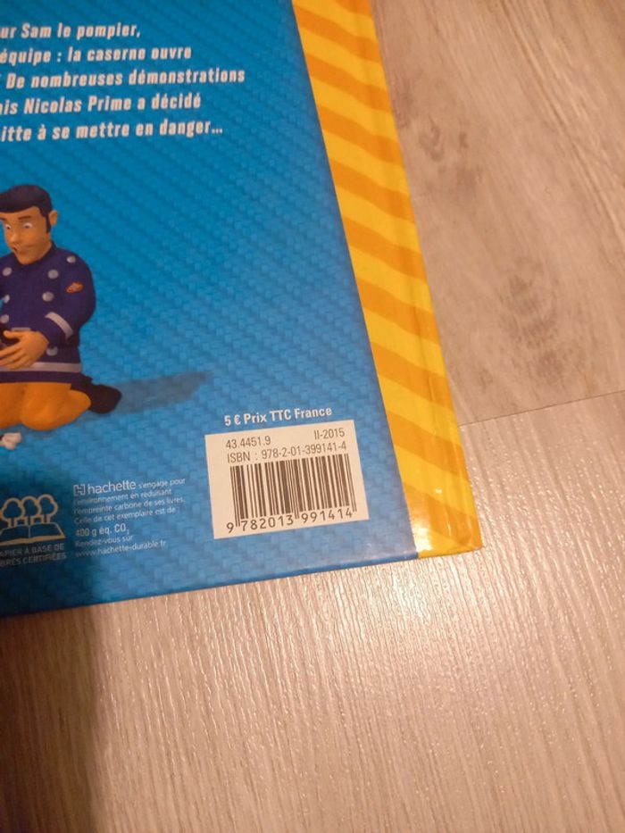 Livre Sam le pompier - photo numéro 3