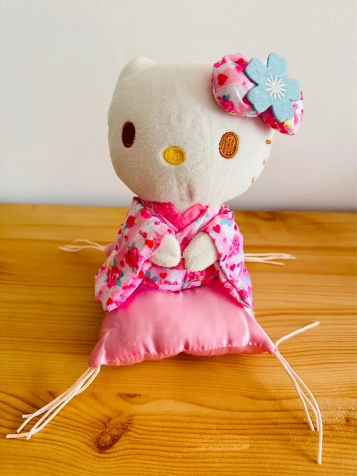 Vintage hello kitty traditionnelle en kimono – sanrio 2015