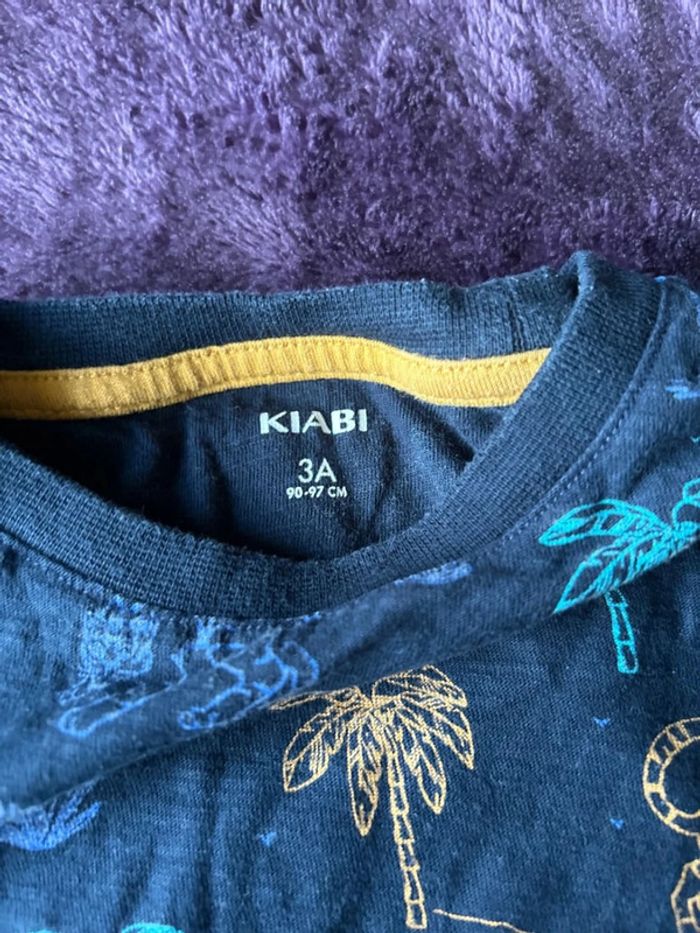 T-shirt manches courtes garcon en coton bleu foncé motifs palmiers et tigres Kiabi  taille 3ans - photo numéro 4