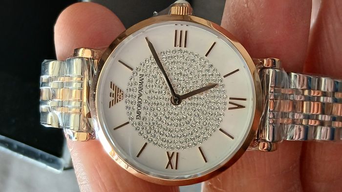 Montre Femme ARMANI neuve - photo numéro 9