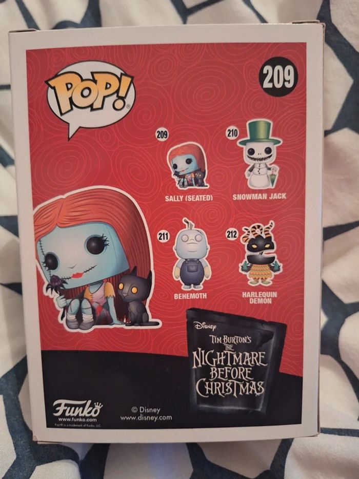 Funko pop Disney sally seated 209 - photo numéro 2