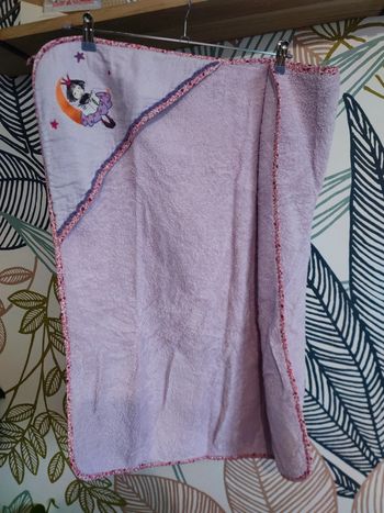 Cape de bain bébé