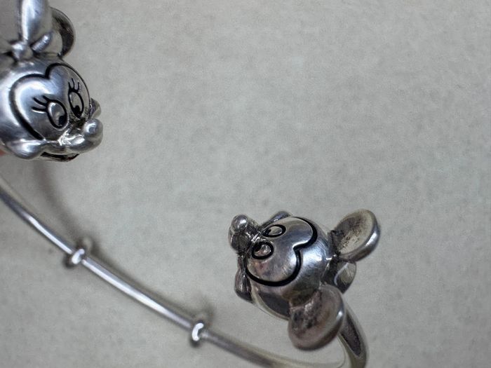 Bracelet Pandora Disney Authentique Jonc Ouvert Mickey et Minnie T2 - photo numéro 2