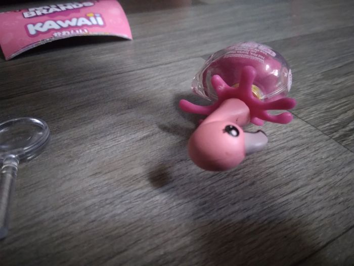 Mini brands kawaii flamant rose neuf - photo numéro 8