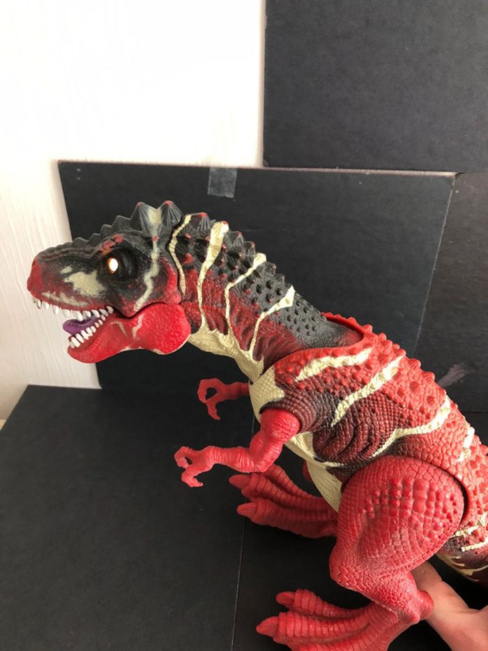Imposant grande figurine dinosaure son et lumière chap mei 2008 Dino valley t-rexx - photo numéro 13
