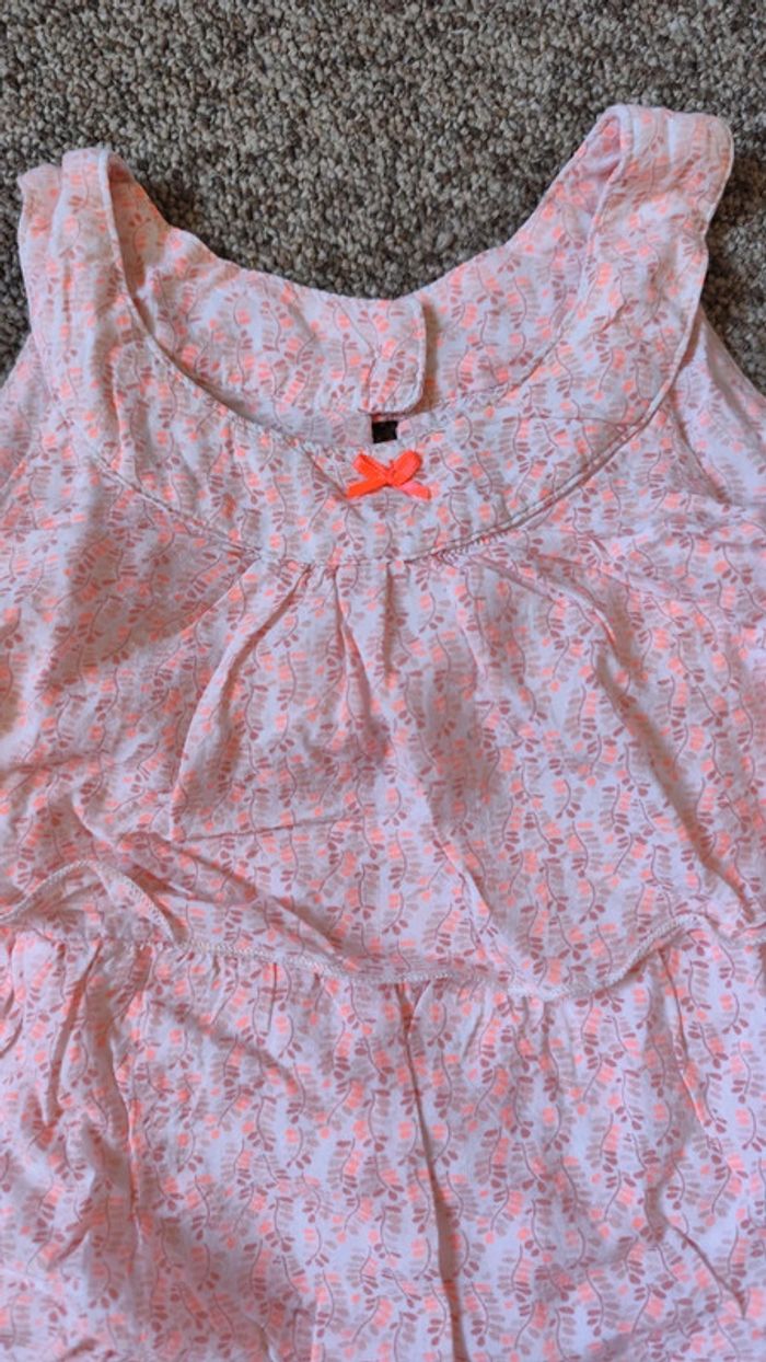 Joli robe à volants 5 ans - photo numéro 2