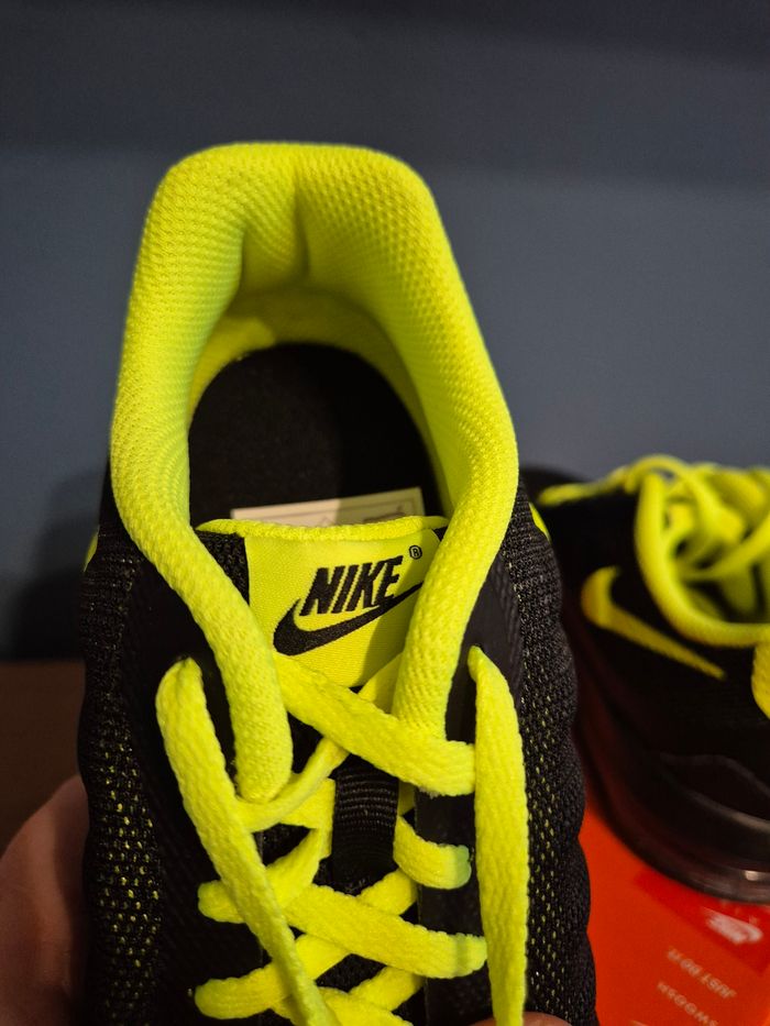 Nike air max invigor pointure 34 - photo numéro 7