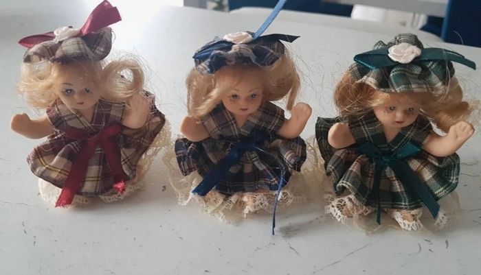 Lot de 3 poupées miniatures de collection - photo numéro 1