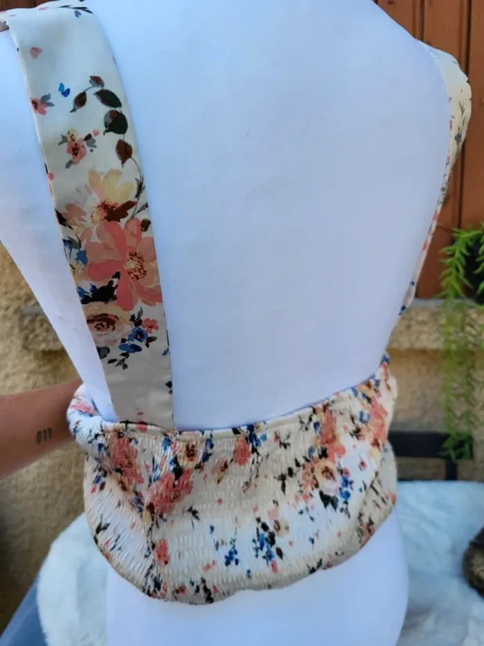 Top bandeau satiné fleuri ivoire multicolore shein taille 52 - photo numéro 6