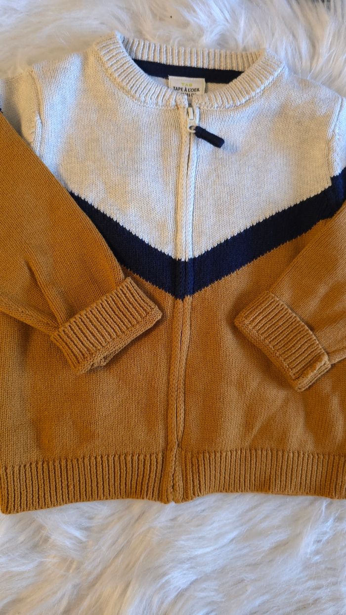 Neufs (non portés) 🏷🤩😍💙 pull et gilet 23 mois garçon 💙😍🤩 - photo numéro 6