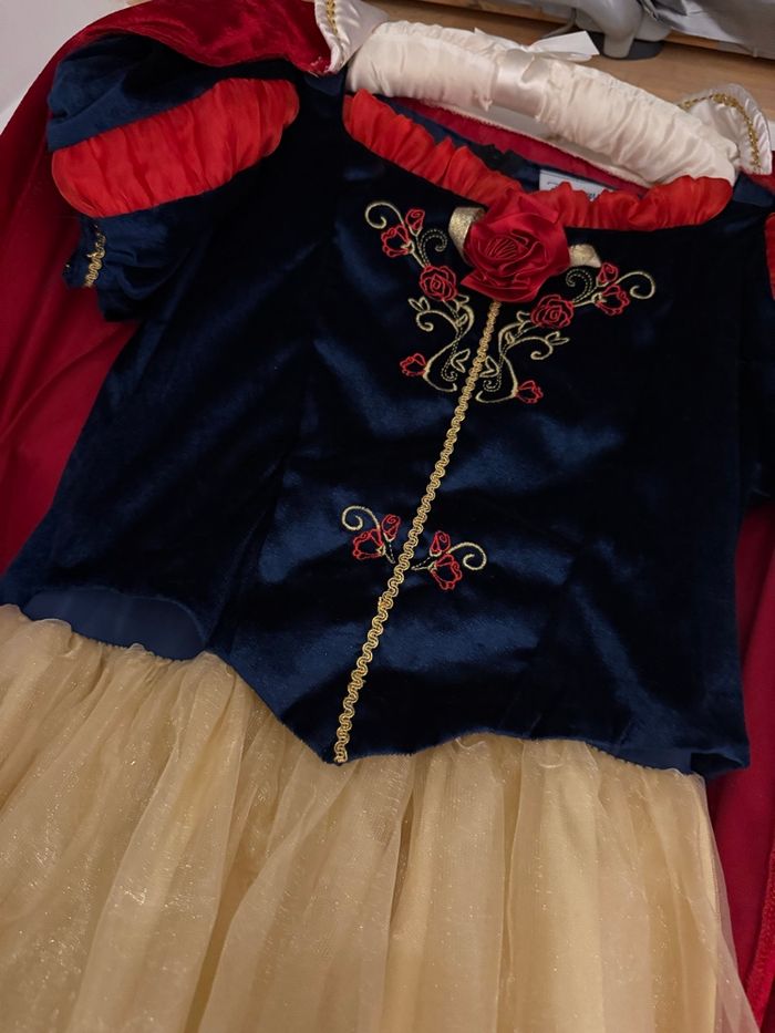 Robe blanche neige - photo numéro 3