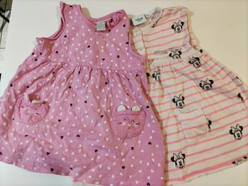Lot de deux robes 9M