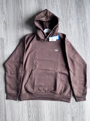 Sweat-shirt Adidas Original à capuche Taille M état neuf avec étiquette