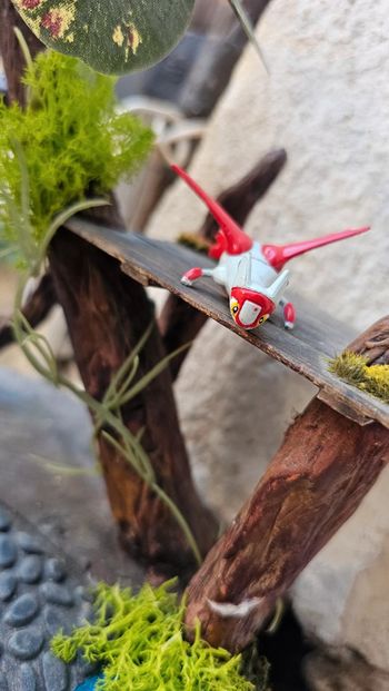 Super figurine Pokemon Nintendo latias