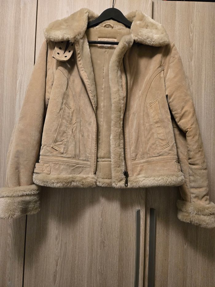 Veste en croûte de cuir beige