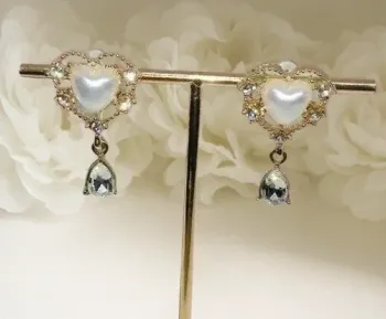 Boucles d'oreilles coeur perle nacrée