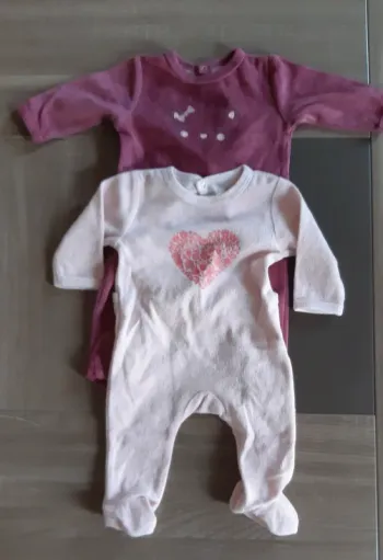 Lot 2 pyjamas 3 mois