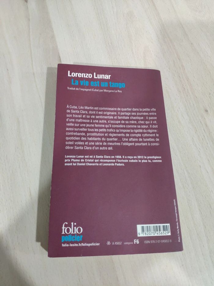 Livre poche policier La vie est un tango Lunar - photo numéro 6