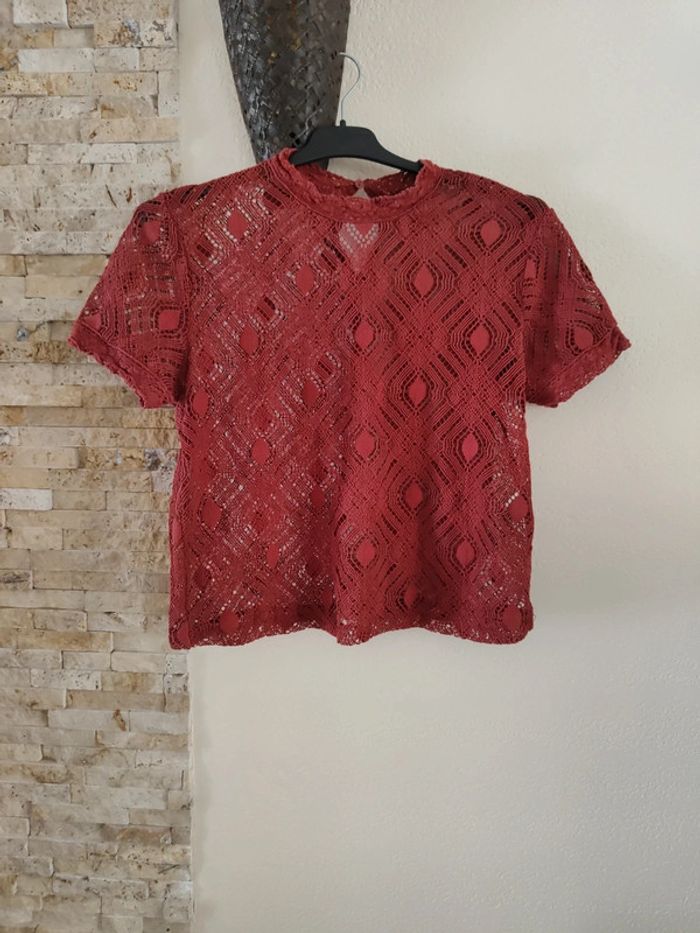 Haut bordeaux Zara taille L - photo numéro 1