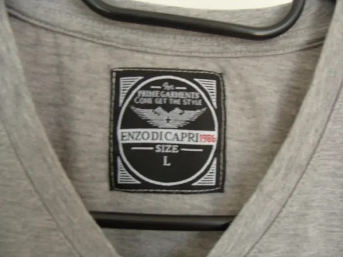 Tee-shirt - photo numéro 3