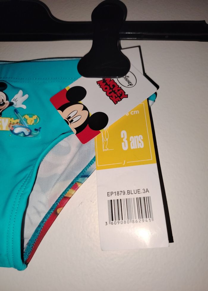 Slip de bain Mickey Disney taille 3 ans - photo numéro 2