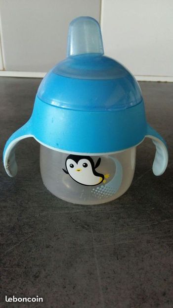 Tasse a bec AVENT Philips neuve