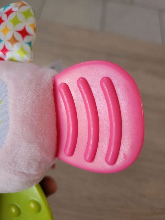 Livre et peluche d'éveil - photo numéro 8