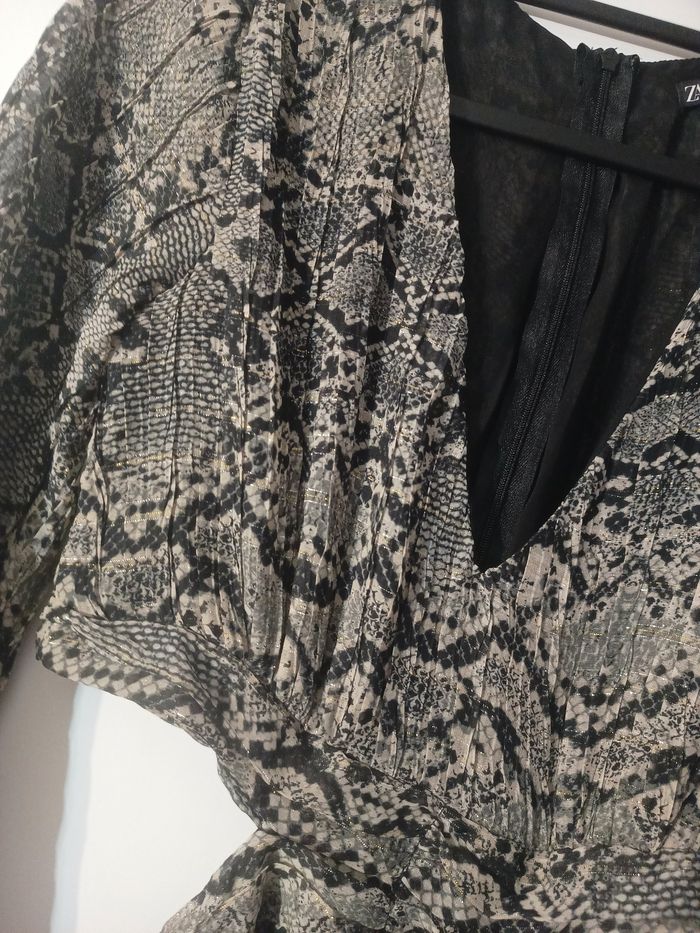 Robe zara xs - photo numéro 2