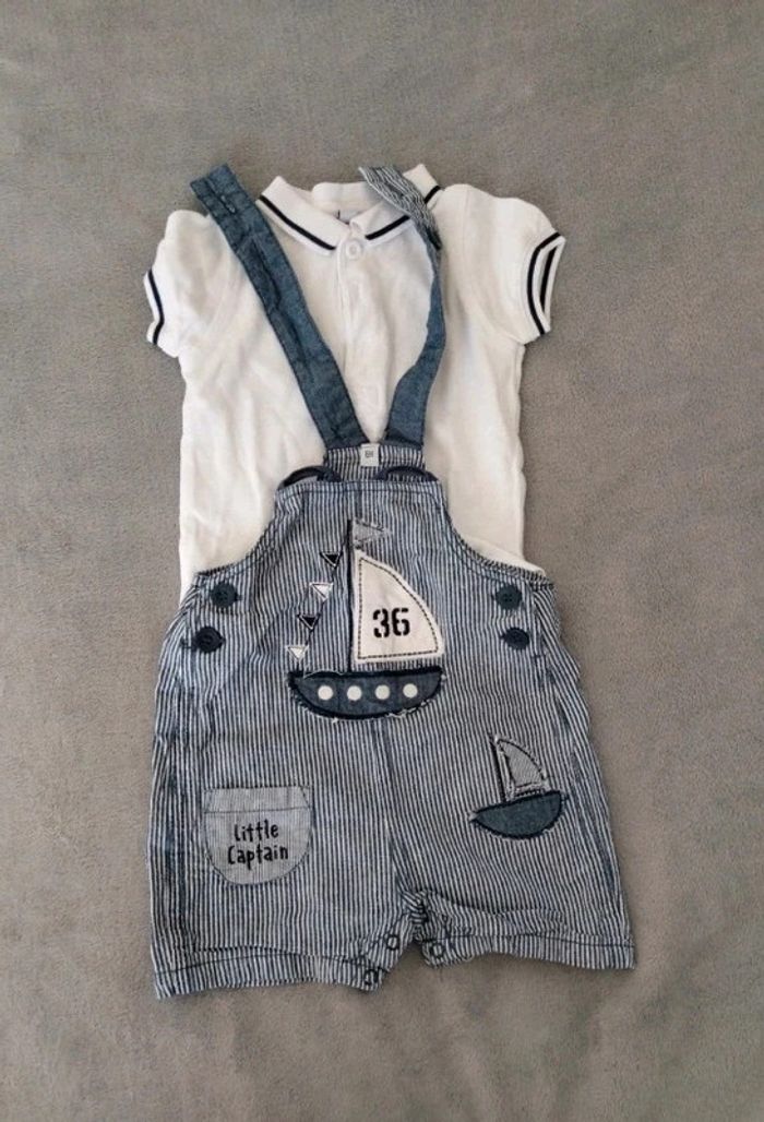 Ensemble salopette et t shirt