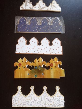 Lot de 5 couronnes  "Galettes des rois"