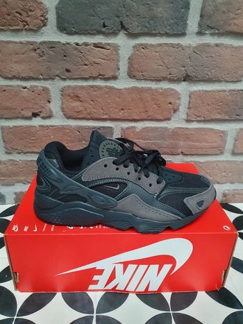 Nike Air Huarache (36 et 36.5)