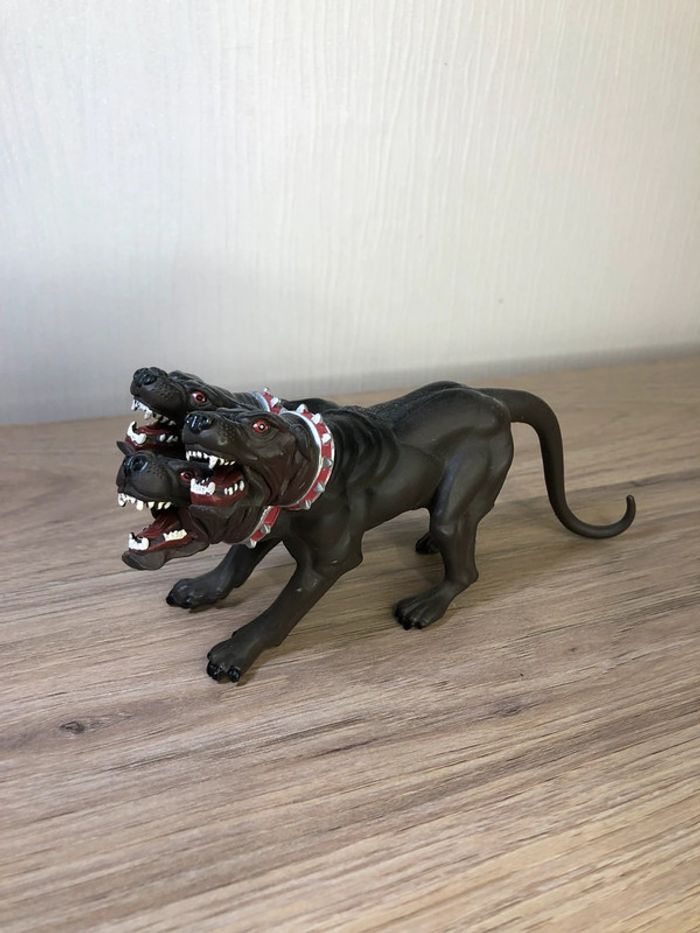 Créature figurine Papo mythique légendaire fantasy cerbère