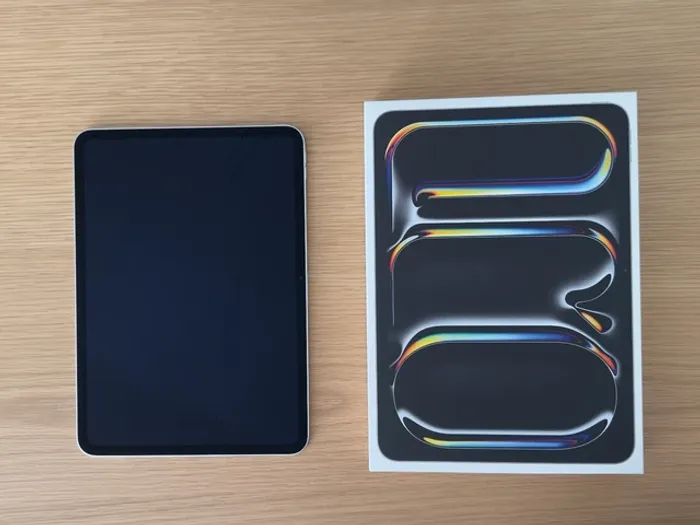 iPad Pro M4 11 pouces 256 Go - Argent - AppleCare+
