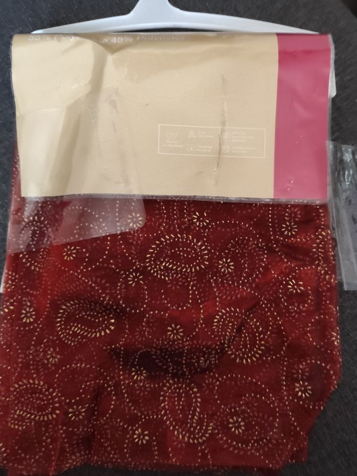 Chemin de table rouge et doré neuf - photo numéro 6
